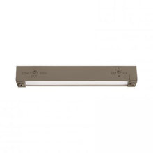 Load image into Gallery viewer, 3 Inch Quick Connect Linear LED Hardscape Landscape Light in Detail.
