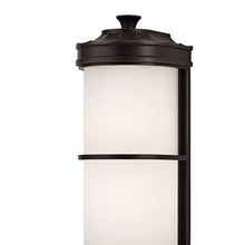 Load image into Gallery viewer, Albany Wall Light in Detail.
