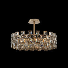 Load image into Gallery viewer, Piazze Pendant Light in Detail.
