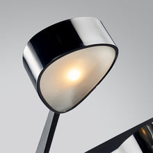Load image into Gallery viewer, Allisio Linear Pendant Light in Detail.

