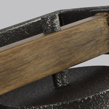 Load image into Gallery viewer, Angelo Bath Vanity Light in Detail.

