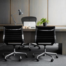Load image into Gallery viewer, Type 75 Desk Lamp in office.
