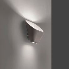 Load image into Gallery viewer, Aplomb LED Wall Light - Exhibition.
