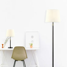 Load image into Gallery viewer, Attendorn Floor Lamp in Detail.
