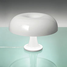 Load image into Gallery viewer, Nessino Table Lamp in Detail.
