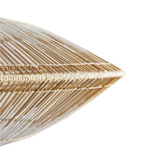 Load image into Gallery viewer, Hadya Pendant Light in Detail.
