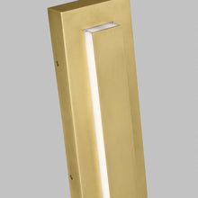 Load image into Gallery viewer, Aspen Outdoor LED Wall Light in Detail.

