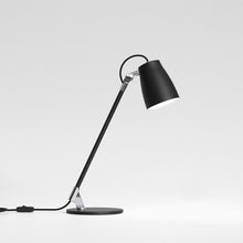 Load image into Gallery viewer, Atelier LED Desk Lamp in Detail.
