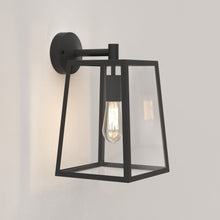 Load image into Gallery viewer, Calvi Outdoor Wall Light in Detail.
