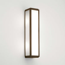 Load image into Gallery viewer, Mashiko Square Wall Light in Detail.
