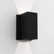 Load image into Gallery viewer, Oslo Outdoor LED Wall Light in Detail.
