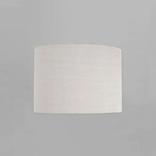 Load image into Gallery viewer, Ravello LED Reader Wall Light in Detail.
