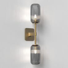 Load image into Gallery viewer, Tacoma Twin LED Wall Light in Detail.

