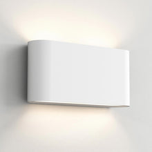 Load image into Gallery viewer, Velo LED Wall Light in Detail.
