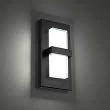 Load image into Gallery viewer, Bandeau Outdoor LED Wall Light in Detail.
