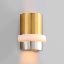 Load image into Gallery viewer, Beckenham Wall Light in Detail.
