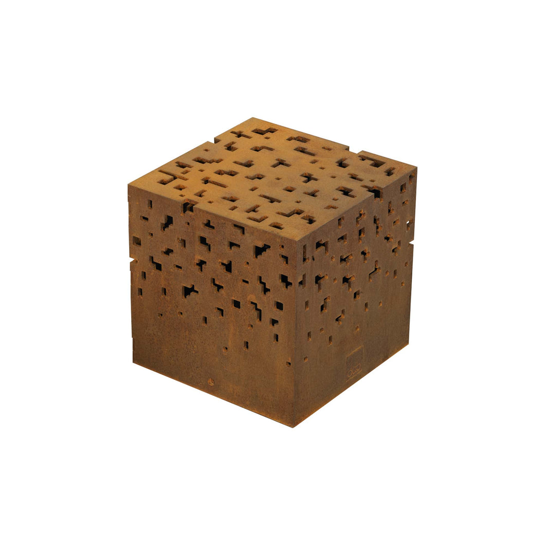 AMS Outdoor Floor Lamp in Corten (Small).