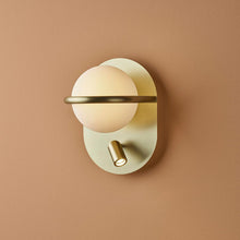 Load image into Gallery viewer, C_Ball W Wall Light in Detail.
