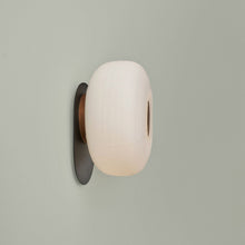 Load image into Gallery viewer, Misko C/W Ceiling / Wall Light in Detail.
