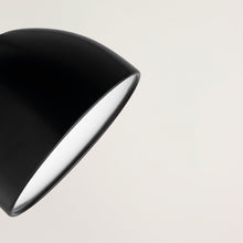 Load image into Gallery viewer, Blux System W Plug-In Wall Light in Detail.
