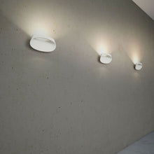 Load image into Gallery viewer, Bonnet Wall Light Detail.
