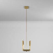 Load image into Gallery viewer, Brianna Linear Chandelier in Detail.
