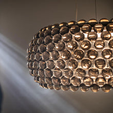 Load image into Gallery viewer, Caboche Plus Pendant Light Detail.
