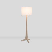 Load image into Gallery viewer, Nauta Floor Lamp in Detail.
