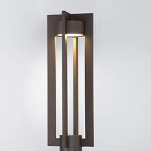 Load image into Gallery viewer, Chamber Outdoor LED Post Light in Detail.
