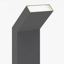 Load image into Gallery viewer, Chilone Up Outdoor LED Floor Lamp in Detail.
