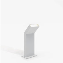 Load image into Gallery viewer, Chilone Up Outdoor LED Floor Lamp in White Ral9002.

