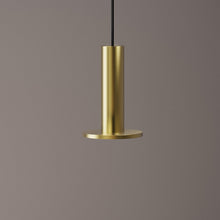 Load image into Gallery viewer, Cielo Plus LED Pendant Light in Detail.
