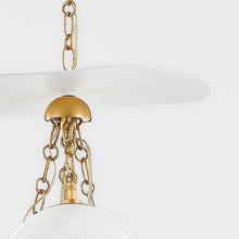 Load image into Gallery viewer, Antoinette Pendant Light in Detail.
