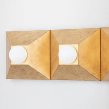 Load image into Gallery viewer, Max Bath Vanity Light in Detail.
