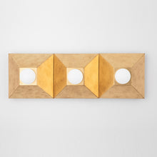 Load image into Gallery viewer, Max Bath Vanity Light in Detail.
