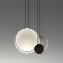 Load image into Gallery viewer, Cosmos Cluster LED Pendant Light in Detail.
