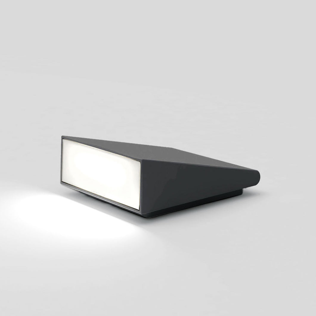Cuneo Outdoor LED Wall/Floor Lamp in Anthracite Grey (3000K).
