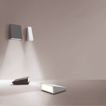 Load image into Gallery viewer, Cuneo Outdoor LED Wall/Floor Lamp in Detail.
