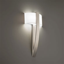 Load image into Gallery viewer, Curvana LED Wall Light in Detail.
