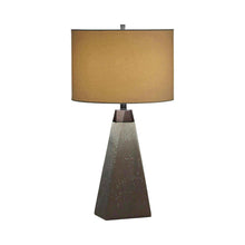 Load image into Gallery viewer, Carlton Table Lamp in Detail.
