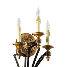 Load image into Gallery viewer, San Giorgo Wall Light in Detail.
