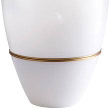 Load image into Gallery viewer, Savoye Table Lamp in Detail.
