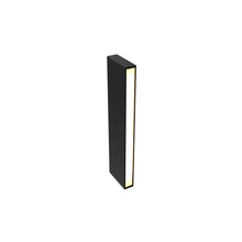 Load image into Gallery viewer, Column LED Bollard Light in Detail.
