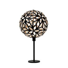 Load image into Gallery viewer, Floral Table Lamp.
