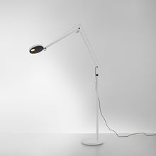 Load image into Gallery viewer, Demetra LED Floor Lamp in White (2700K/90).
