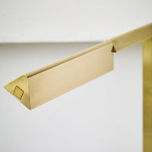 Load image into Gallery viewer, Dessau LED Floor Lamp Detail.
