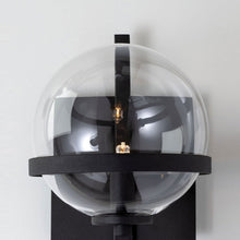 Load image into Gallery viewer, Elliot Wall Light in Detail.
