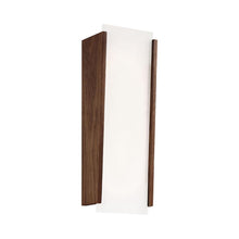 Load image into Gallery viewer, Elysia LED Wall Light in Detail.
