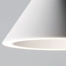 Load image into Gallery viewer, Abyss LED Pendant Light in Detail.
