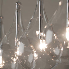 Load image into Gallery viewer, Larmes Linear Pendant Light in Detail.
